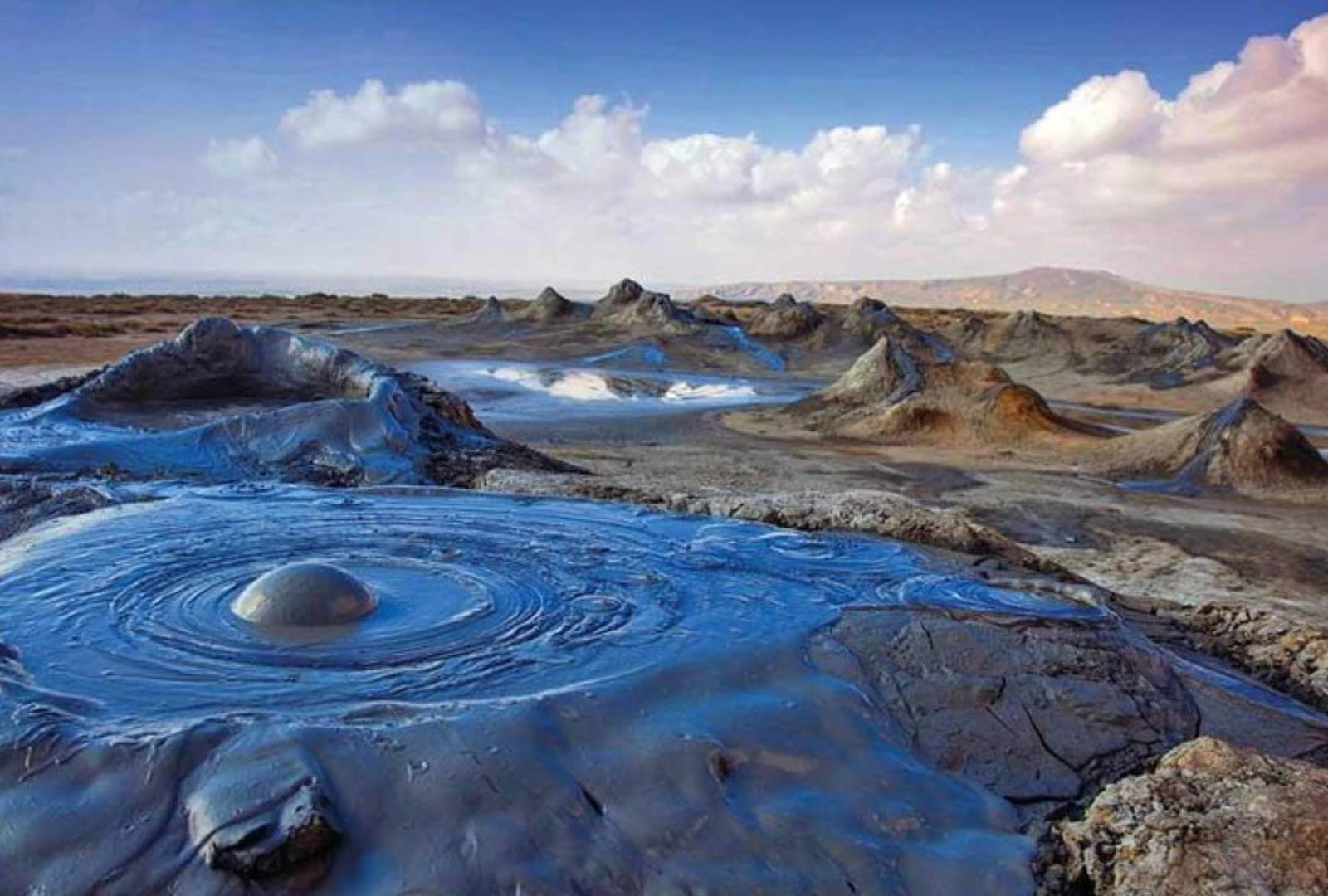 Explore the Wonders of Absheron Peninsula – A Natural and Historical Gem of Azerbaijan