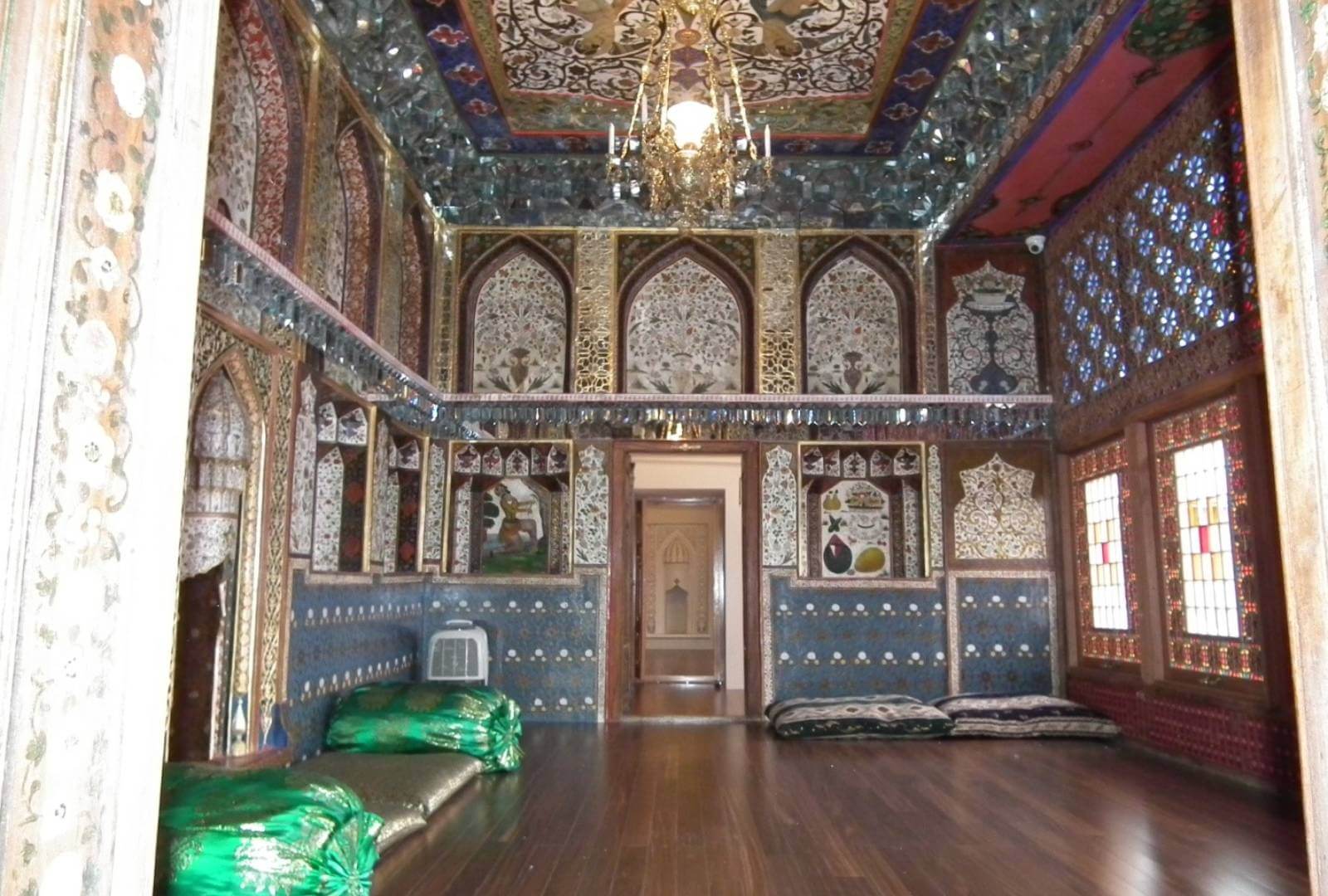 Discover the Rich History of Shekihkhans' House in Sheki: A Palace-style Residence with Unique Architectural Features