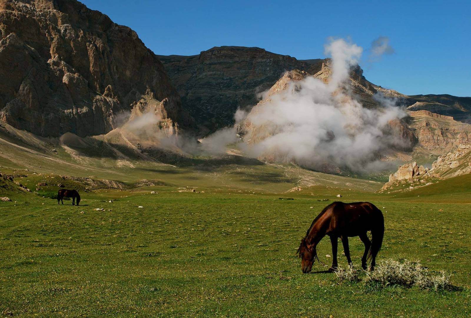 Explore the Charm of Lezgi Village in Gusar: A Hidden Gem in Azerbaijan