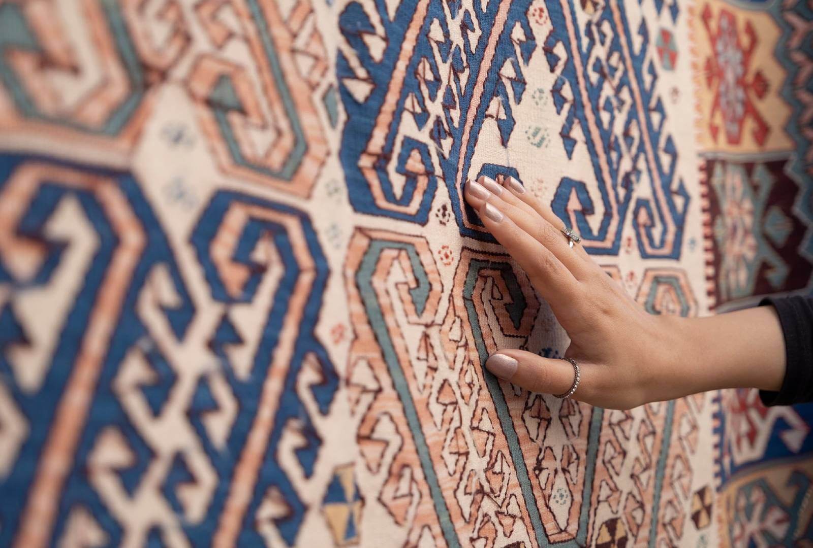 Mastering the Art of Carpet Weaving: A Traditional Craft of Azerbaijan