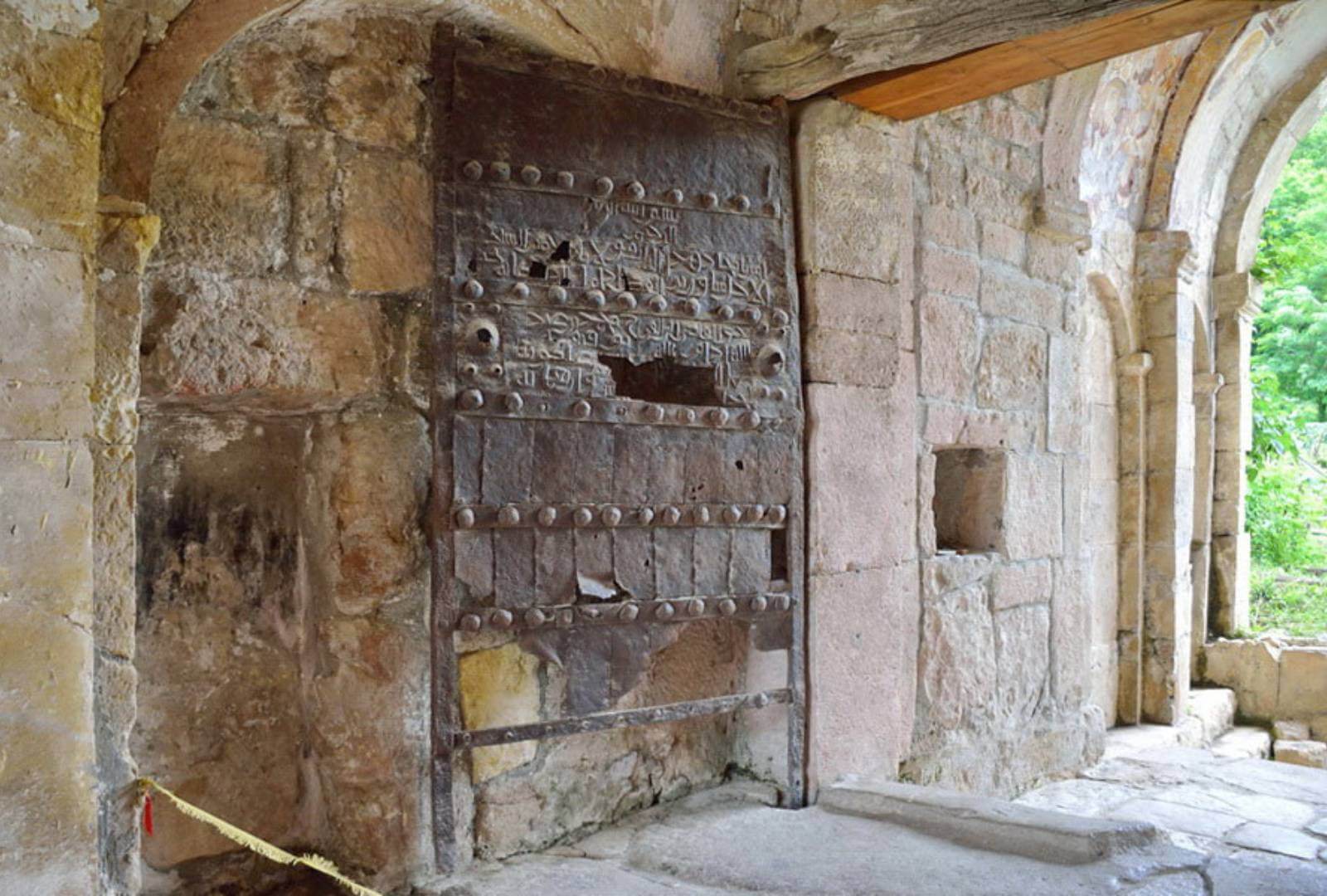 Discover the Ancient Ganja Gate: A Historic Landmark of Azerbaijan