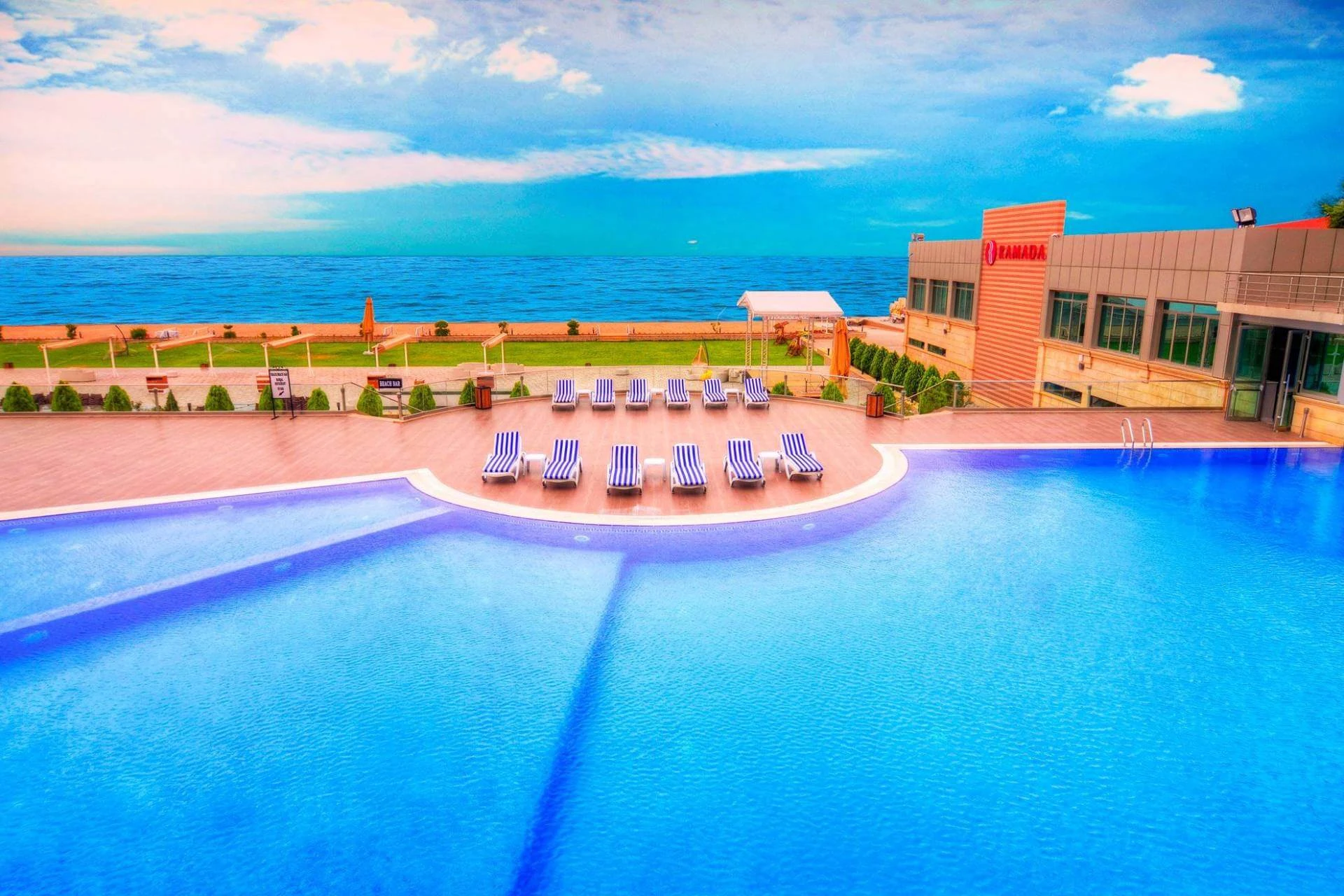 Ramada Hotel Baku