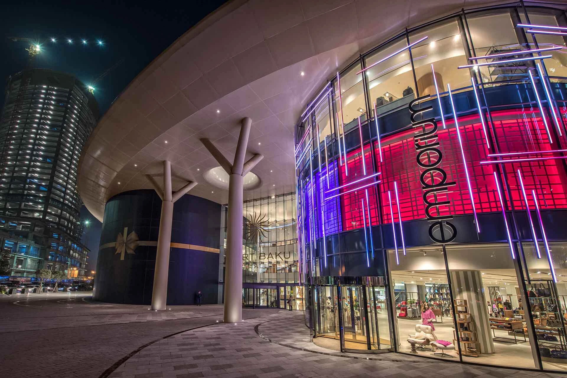 Baku's Shopping Centers